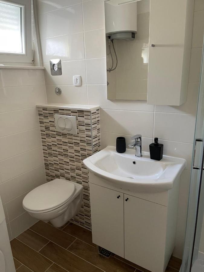 Apartament Apartman Solin 2, Parking Zewnętrze zdjęcie